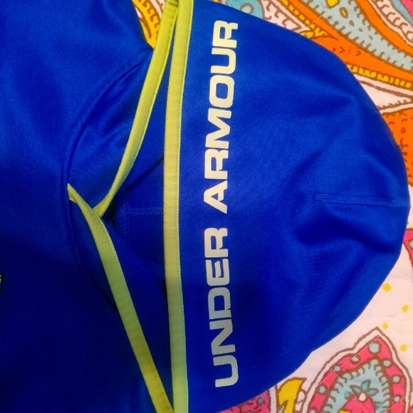 Boys underarmour - Picture 2 of 2